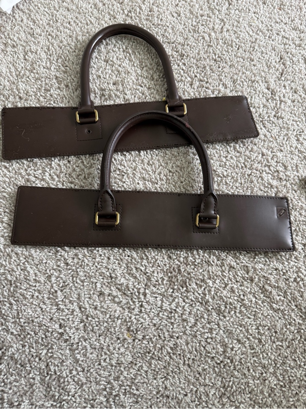Louis Vuitton Brown Handles  B4